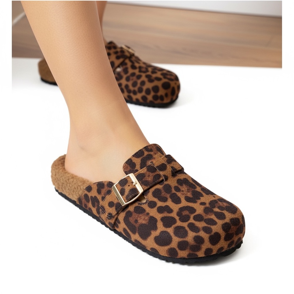 NWOT Cider Leopard Print Slip-On Shoes size 9 - Picture 2 of 6